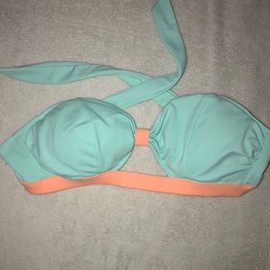 Strapless bikini top